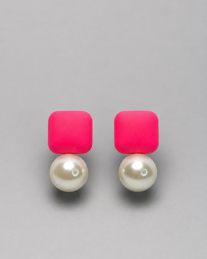 Perle Carré Stud